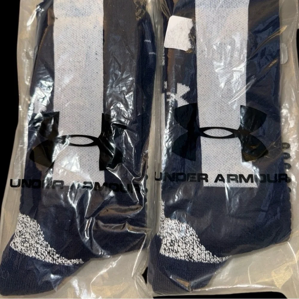 Under Armour Men’s XL 4 Pair of Misc Athletic Socks